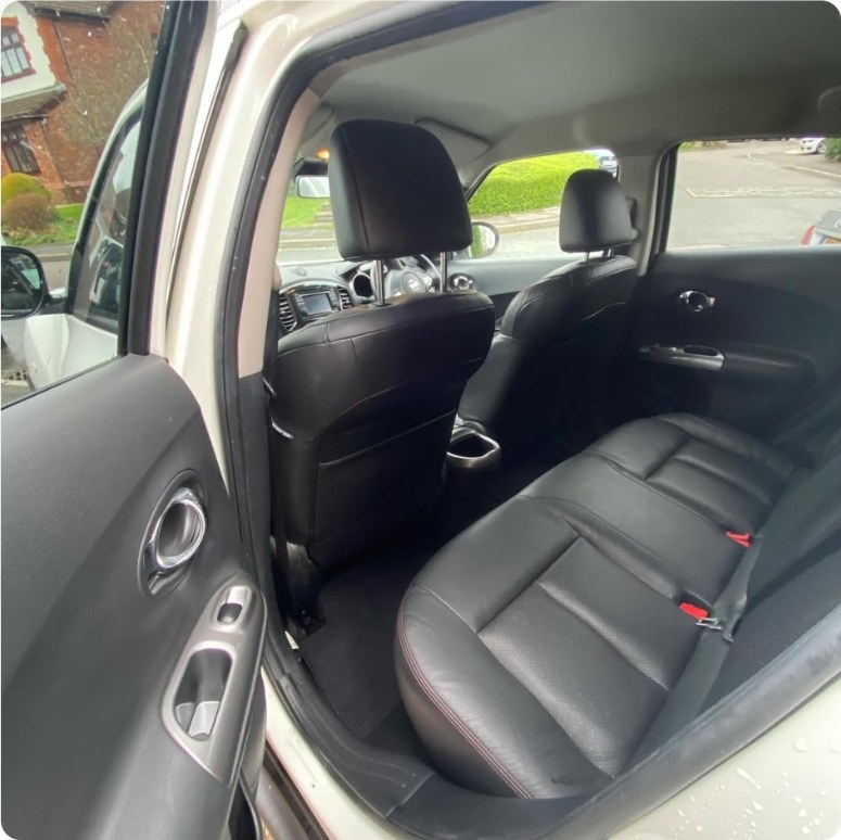 After: Nissan Juke — Interior deep clean