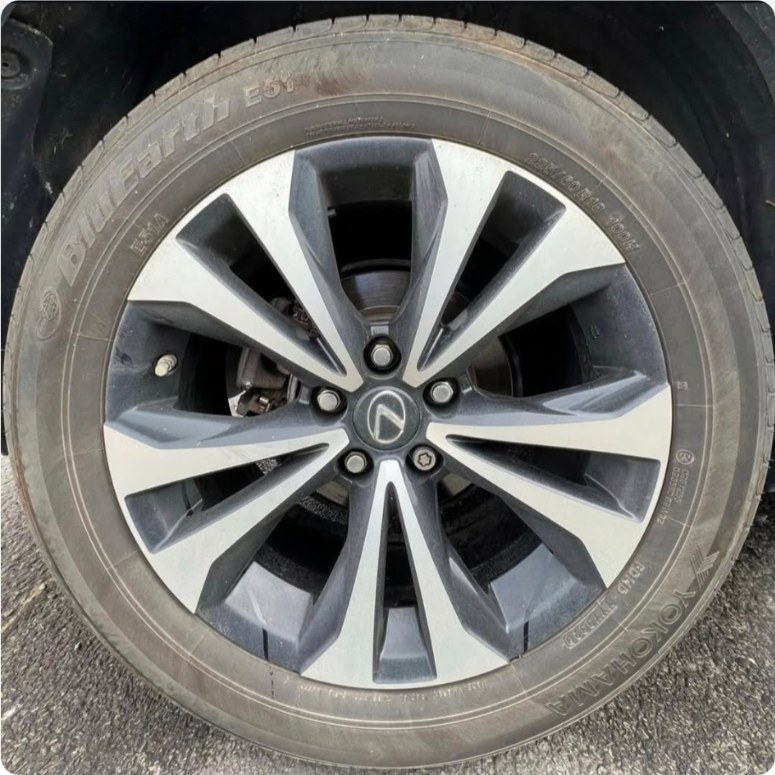 Before: Lexus — Full valet